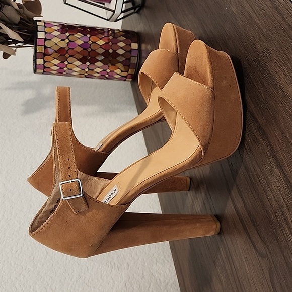 Steve Madden "Presae" platform suede heel - size 10 - Pre-owned - Picture 3 of 12